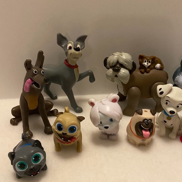 Famous Dogs Collection - Picture 3 of 16